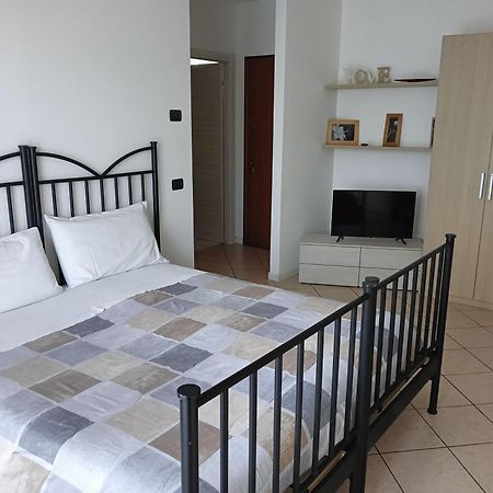 Bed and Breakfast Sleep & Fly Malpensa Case Nuove  Exterior foto