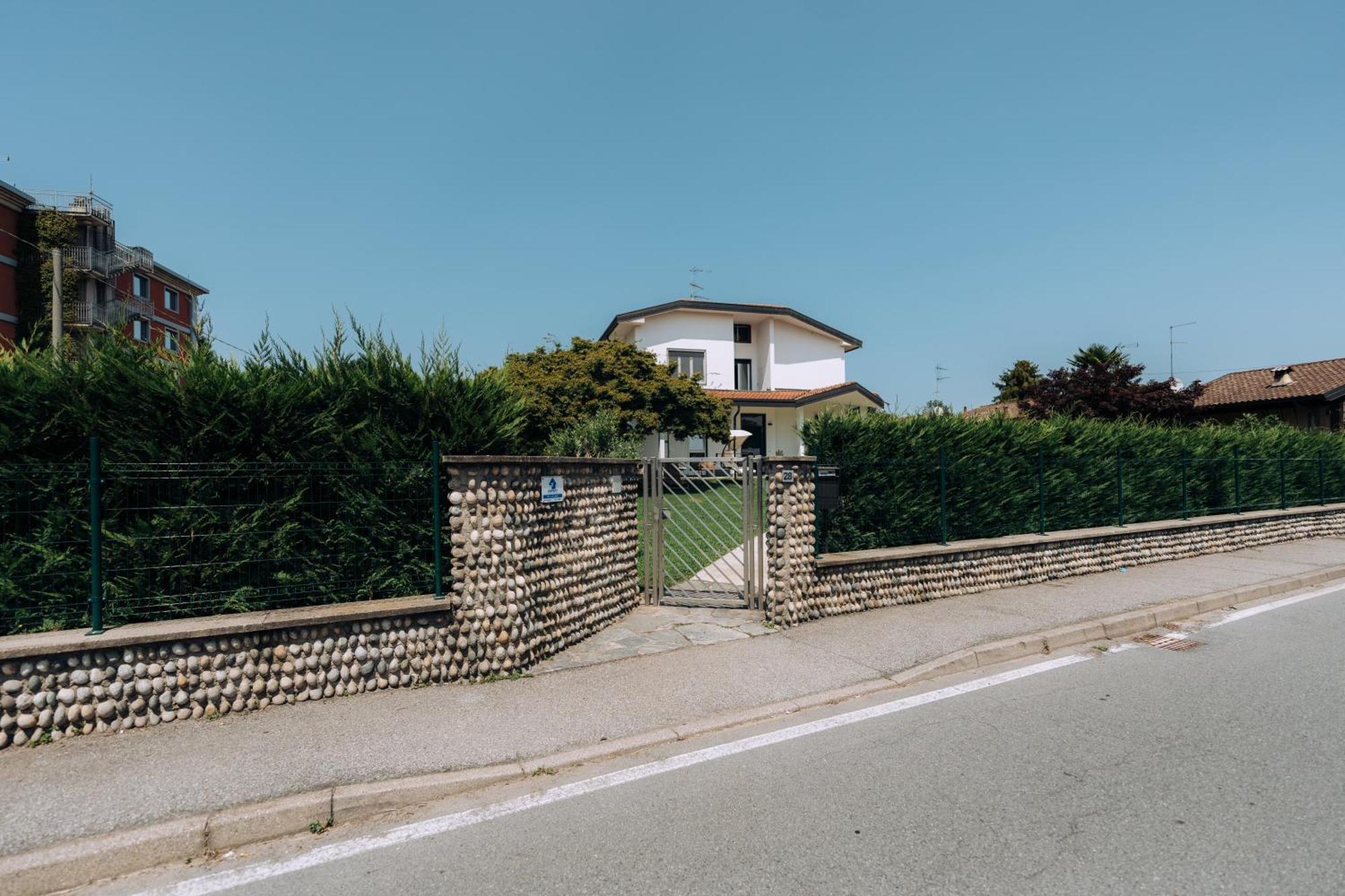 Bed and Breakfast Sleep & Fly Malpensa Case Nuove  Exterior foto